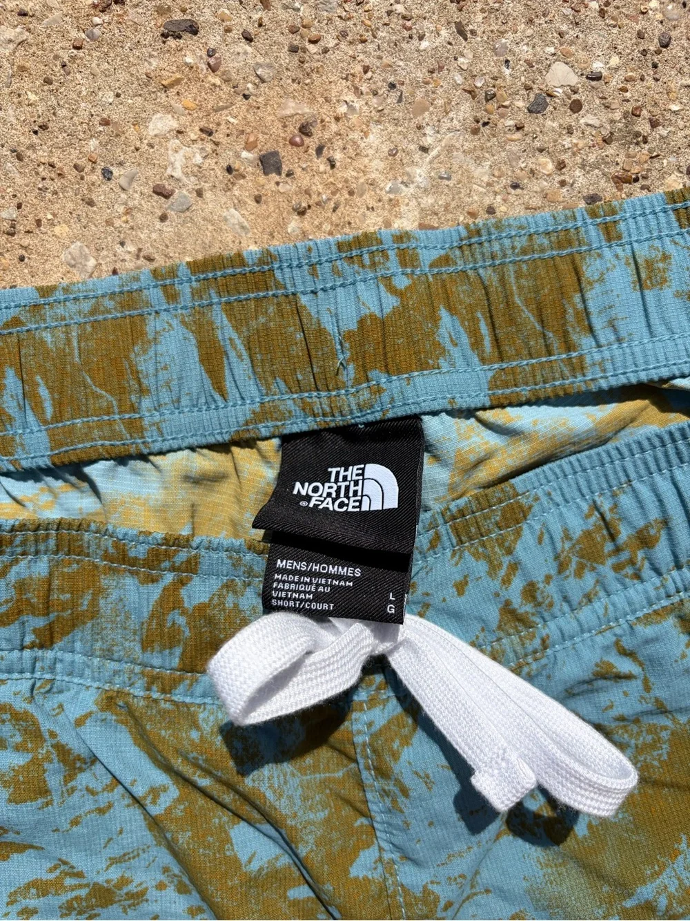 The North Face Men’s L Nylon Shorts Graphic Blue Gold Drawstring